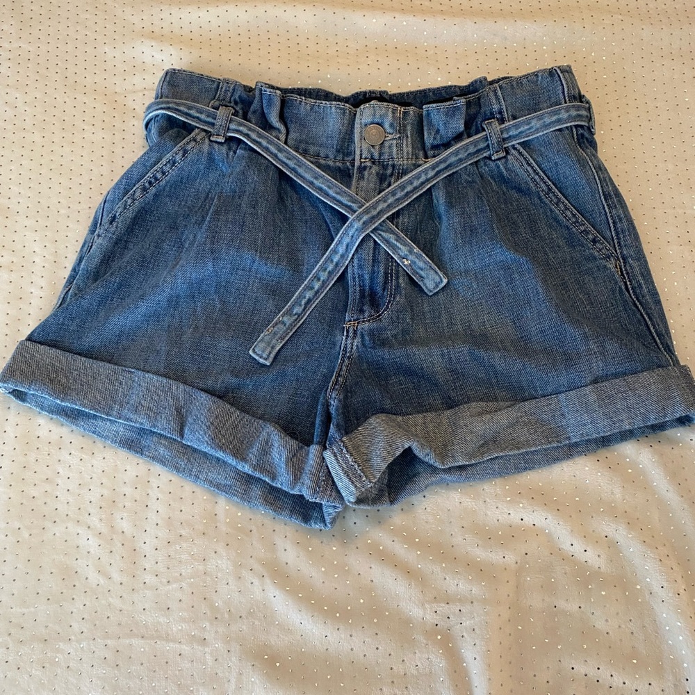 Hollister High Rise Mom Shorts
